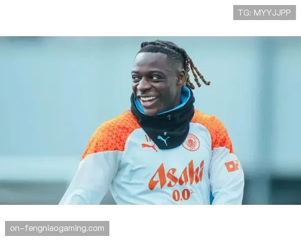 “曼城边锋多库接受采访，详解自己在高速盘带中如何选择传中时机”